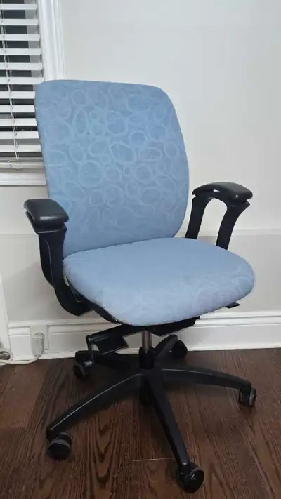 Teknion Amicus Office Chair, Free delivery, View more