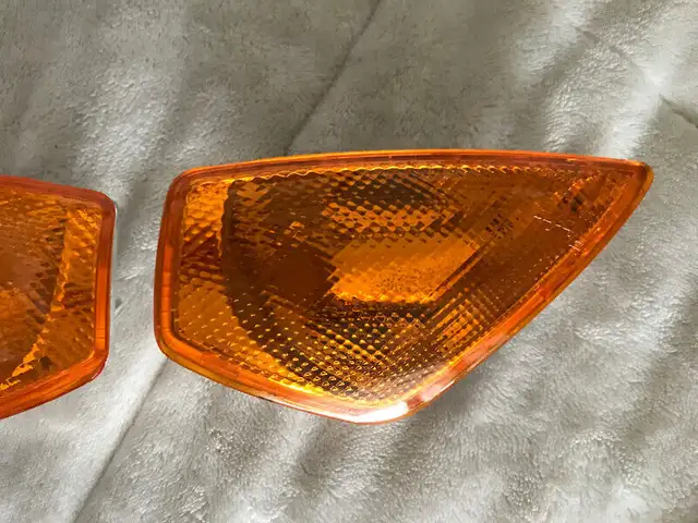 Ducati 53240061A 53240071 749 999 front mirror signal light Lens in Other in City of Toronto - Image 11