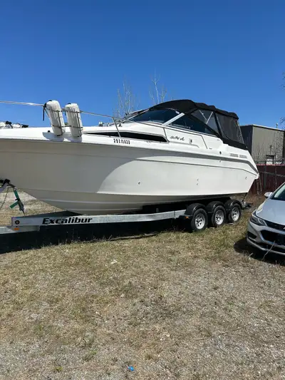 Good condition 1992 sea ray Sundancer , turn key boat , priced to sell , boat is 27 feet long , 8.6...