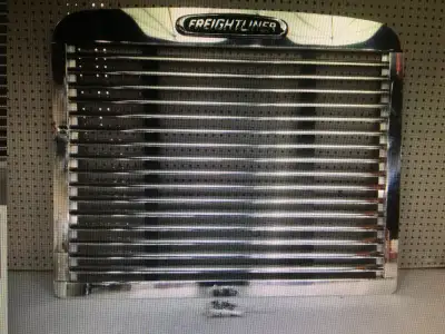 Upgrade your semi-truck with this high-quality, brand-new replacement aluminum front grille designed...
