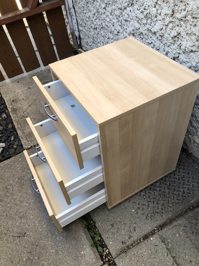 Ikea Goliat 3 Drawer Unit Bookcases & Shelving Units Winnipeg Kijiji