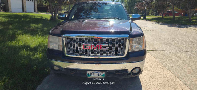 gmc sierra 1500 slt in Cars & Trucks in Winnipeg