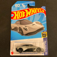 Hot Wheels JAMES NO TIME TO DIE Aston Martin Valhalla Concept