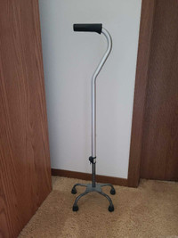 Adjustable 4 footed cane
