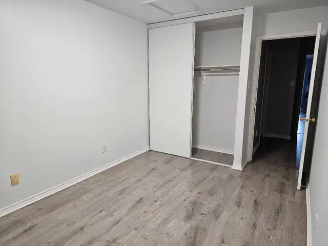 1 Room for Rent- Alta Vista/Industrial in Room Rentals & Roommates in Ottawa - Image 3