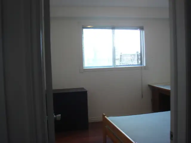 bedroom for rent, close to Seneca college in Finch and 404 401 in Room Rentals & Roommates in City of Toronto - Image 3
