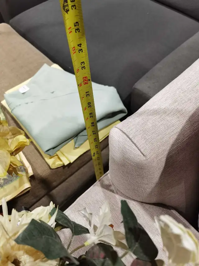 Beige Sectional Sofa605035257345484803