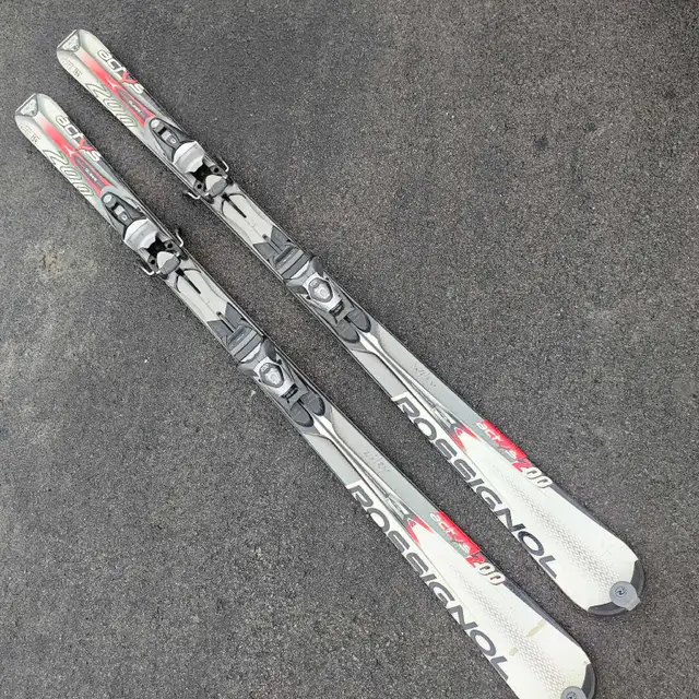 Rossignol 154cm Downhill Skis  in Ski in Ottawa - Image 2