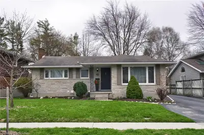 Fully Renovated 3-Bedroom with Private Laundry & 2 Parking Spots