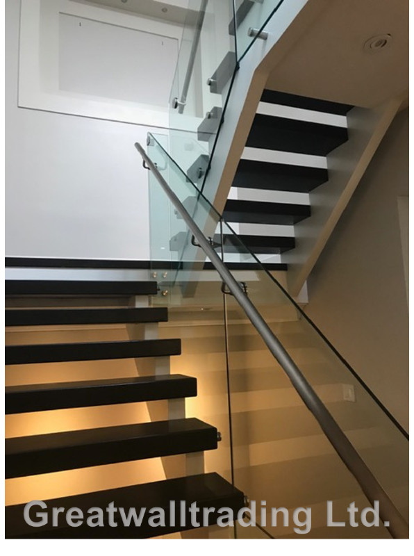 Aluminum, Stainless Steel, Iron & Glass Railings in Other in City of Toronto - Image 2