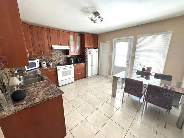 5 1/2 + basement - 5 1/2 + basement, 447 Bédard Street, Lasalle62863777629314122