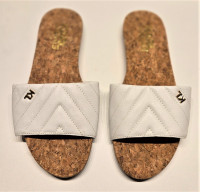 Karl Lagerfeld White leather flat slides with cork soles size 6