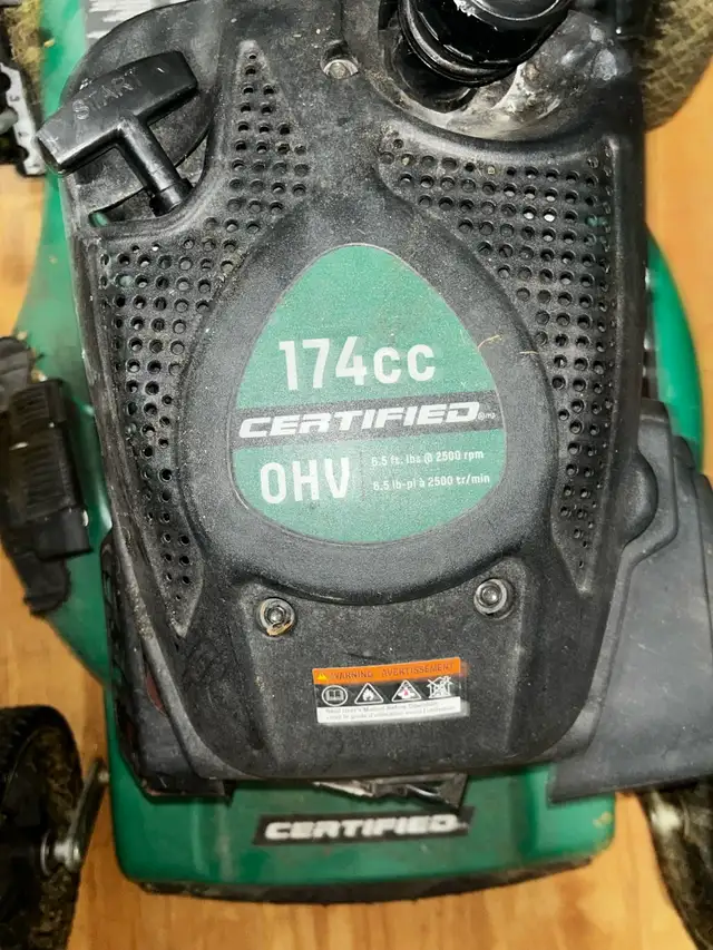 Tondeuse Certifiée 174cc in Lawnmowers & Leaf Blowers in Sherbrooke - Image 3