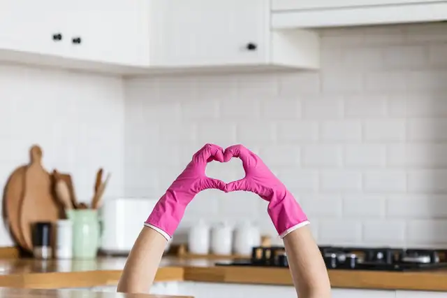 DEEP CLEANING475474389705707520
