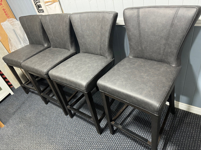 Counter height stools  in Chairs & Recliners in Hamilton - Image 4