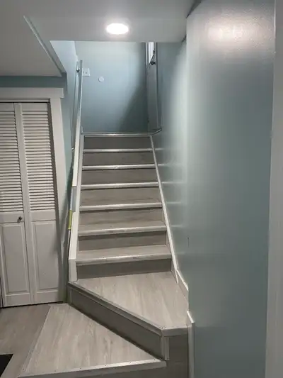 Legal Basement Suite for Rent Over 1000 square feet 2 bedrooms, 1 bathroom Located in the Pineridge,...
