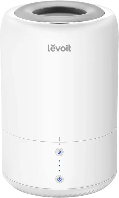 Levoit Humidifier in near-perfect condition, Top Fill Cool Mist Humidifiers - Intelligent Sleep Mode...