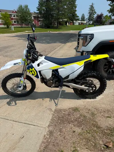 2023 Husqvarna FE 501s Street Legal Dirt Bike -Suspension upgraded for larger man - Stock suspension...