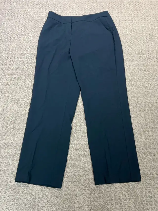 New Women’s Clothes  in Women's - Bottoms in Sudbury - Image 2