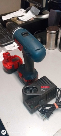 Bosch 12 volt drill driver 