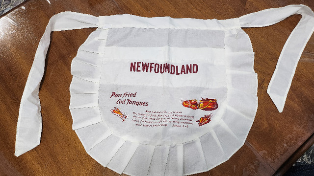 Newfoundland Apron in Arts & Collectibles in Cape Breton - Image 3