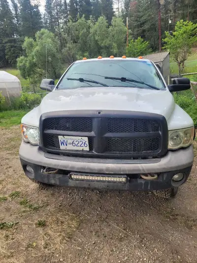 2005 Dodge Ram 4x4 3500 crew cab short box automatic