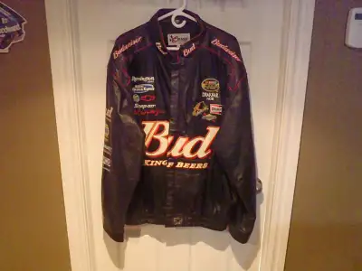 Dale Earnhardt Jr Bud Jacket size is 3X in real good shape i can't find anything wrong you pay for s...