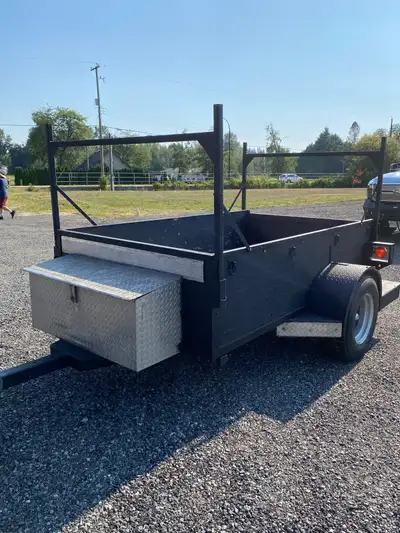 Custom utility trailer Perfect for hauling a quad/ATV, 2 kayaks, tools, equipment, or recreational g...