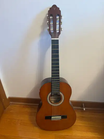 Valencia Classical Guitar size 1/2 for children, View more