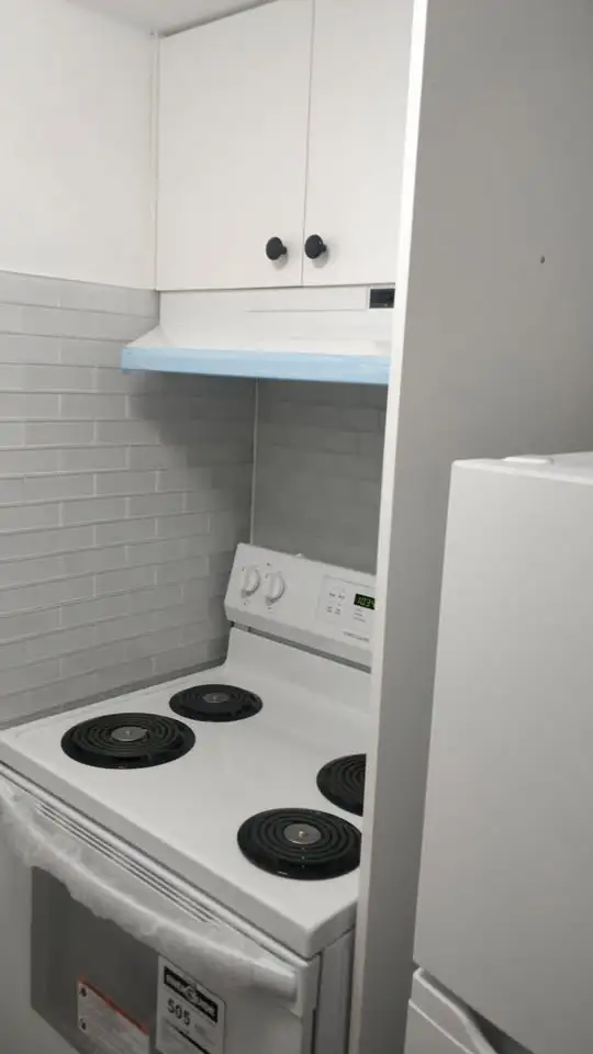 Basement Apartment For Rent in Thornhill! in Long Term Rentals in Markham / York Region - Image 10