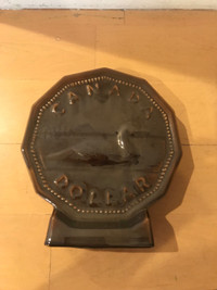 Ceramic 90’s Canadian Loonie piggy bank - tirelire en céramique 