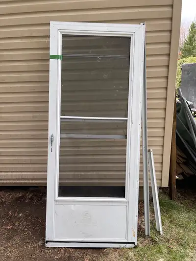 Porte aluminium 32 x 79.  40$, View more