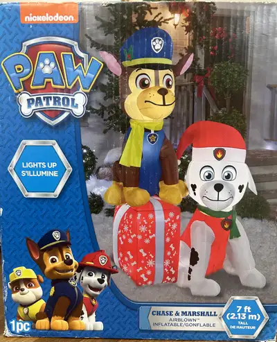 Pat Patrouille décoration Noël gonflable., View more
