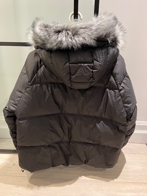 manteau en duvet THE NORTH FACE in Women's - Tops & Outerwear in City of Montréal - Image 3