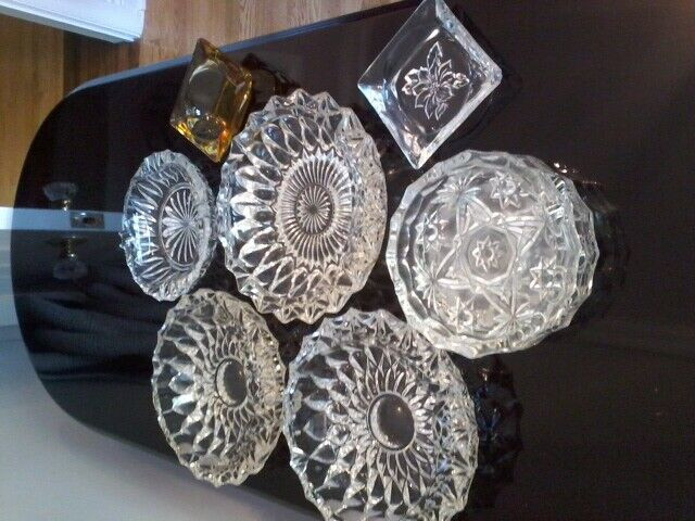Vintage Assorted Ashtrays ( Read Description ) Only 2 Left in Arts & Collectibles in Ottawa - Image 2