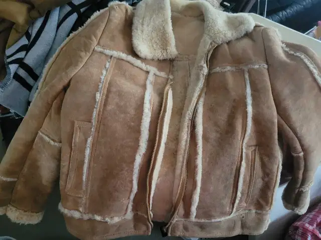 Great condition Vintage Jonathan Christopher Shearling jacket in Men's in City of Toronto - Image 2