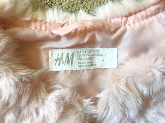 H&M  Faux Fur Vest Pink 18-24 M in Clothing - 12-18 Months in City of Toronto - Image 2