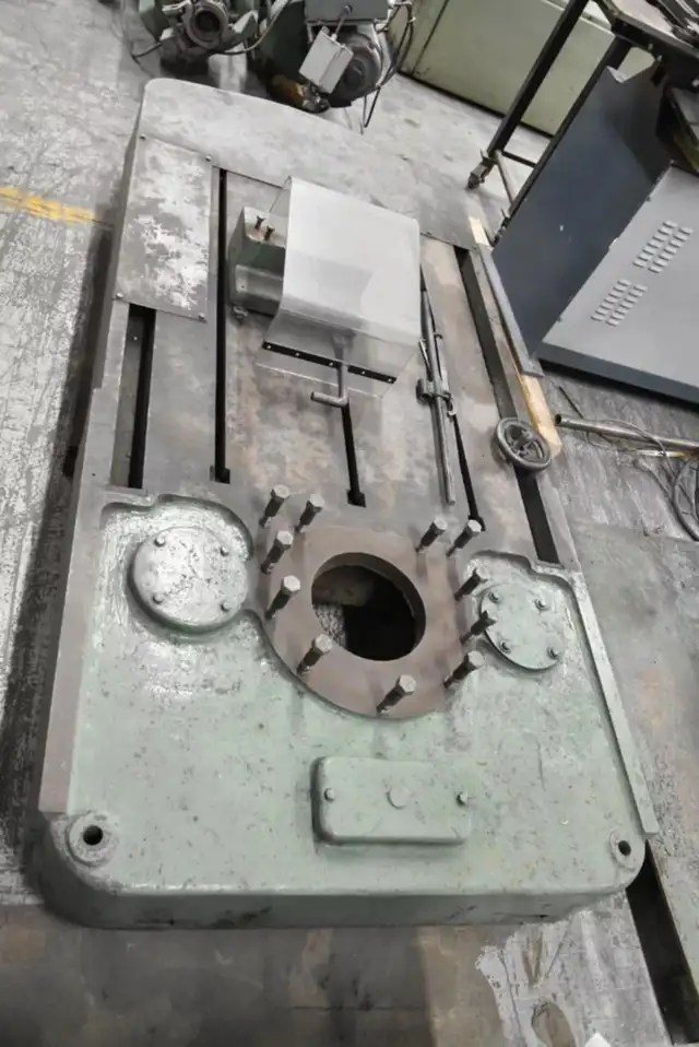 Perceuse radiale Canedy Otto radial arm drill in Other in Drummondville - Image 8