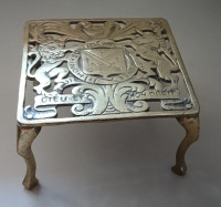 Vintage Brass Trivet "Dieu et mon Droit" Royal Coat of Arms