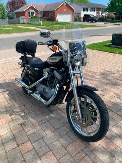 Safety in effect until Jun10/26. 36,000 km, new front tire, new detachable windshield, new detachabl...
