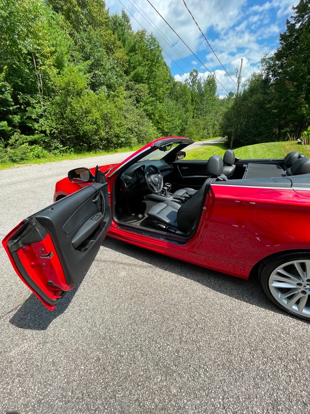 I128 BMW 2010 DÉCAPOTABLE ROUGE MANUELLE 6 VITESSES — photo 4