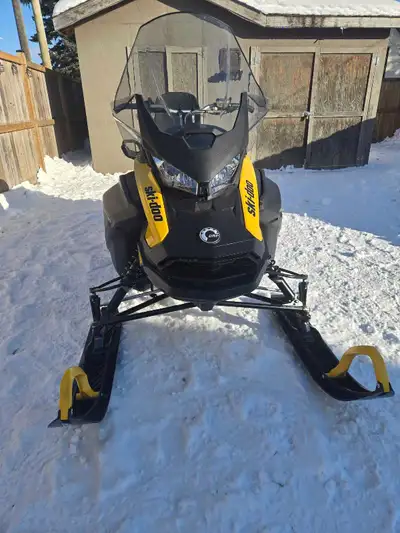 2024 Ski Doo Expedition Sport 600 EFI Specs in photo Low KMs with 101.2km, not riding it as much as...