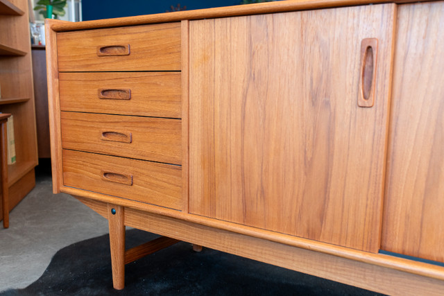 Canadian Made Vintage Teak Sideboard in Hutches & Display Cabinets in Calgary - Image 4