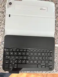 Logitech ultra thin Keyboard Folio