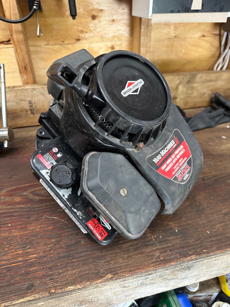 Lawn mower engine Lawnmowers & Leaf Blowers Markham / York Region
