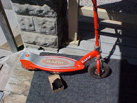 Kid's Electric Scooter