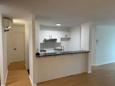 Appartement 5 1/2 Québec, QC (Chalerbourg)
