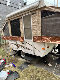 Palomino camper trailer / roulotte Lower price