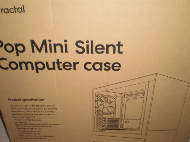Desktop Computer CASE with Motherboard, Fans and Cables in System Components in City of Toronto - Image 2