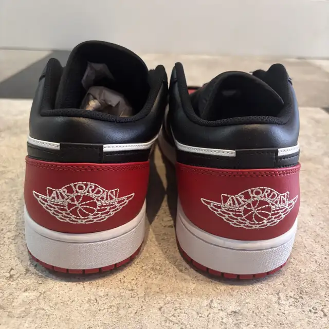 Nike Air Jordan 1 Low Men’s Size 13 Brand New in Men's Shoes in City of Montréal - Image 5